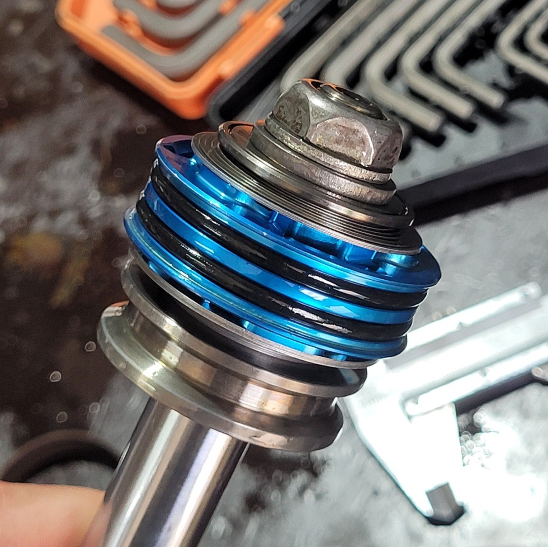 tłok amortyzatora wp vrs