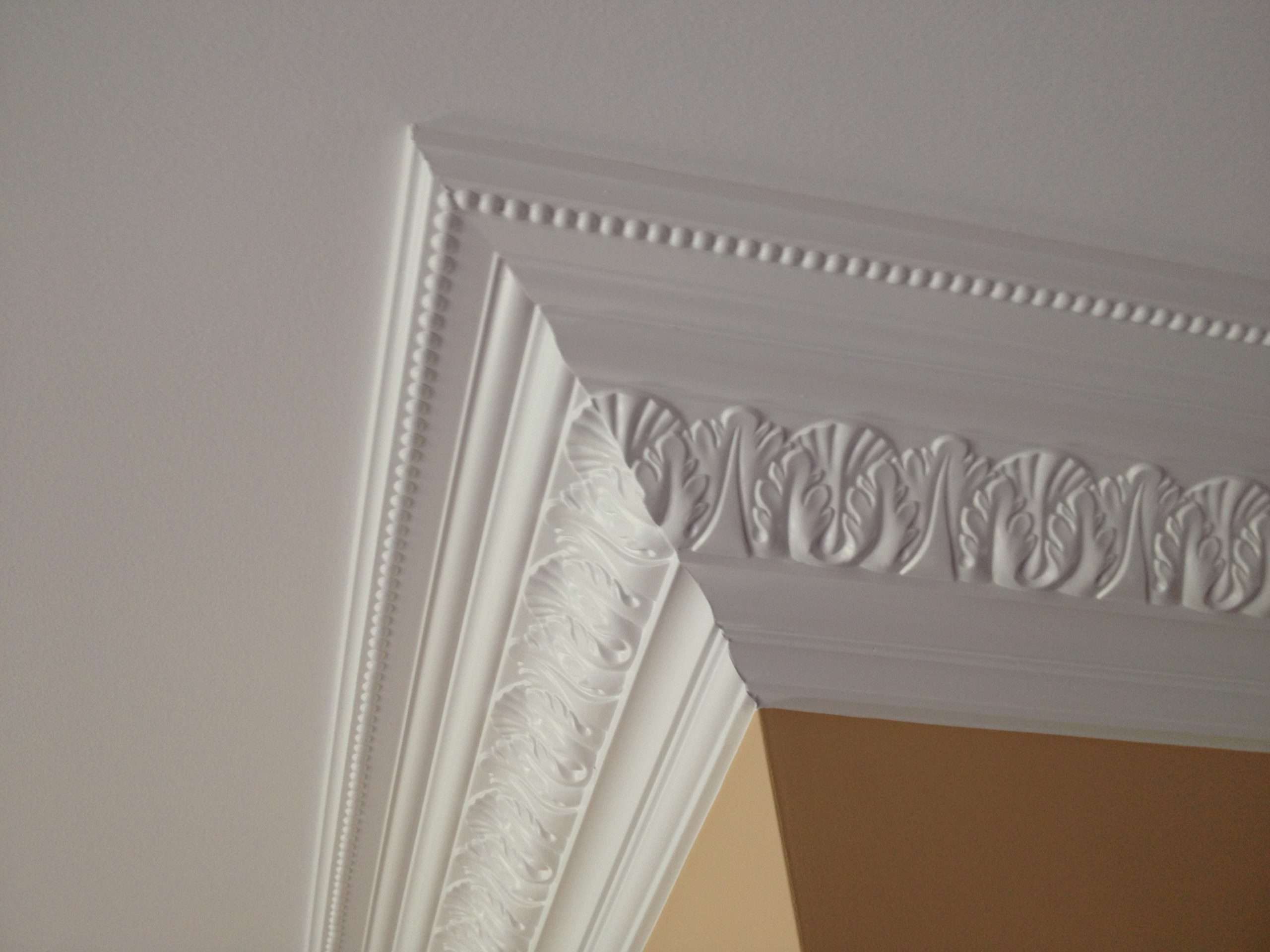 polyurethane cornice