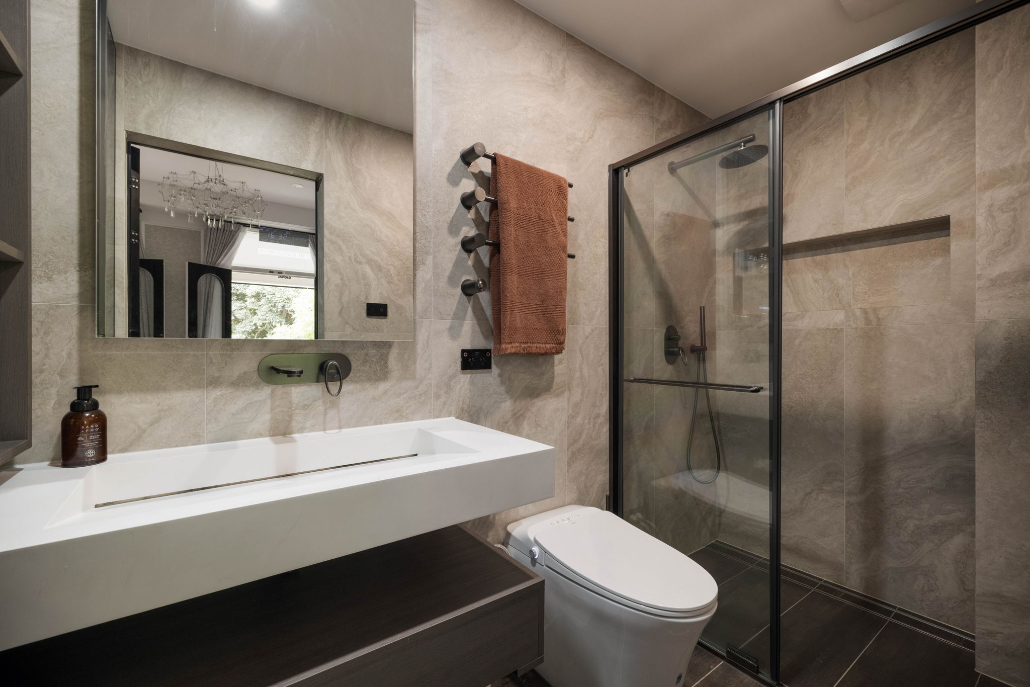 Image of modern living room