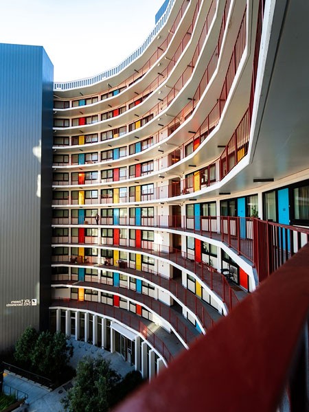 Neighborhood's highlights