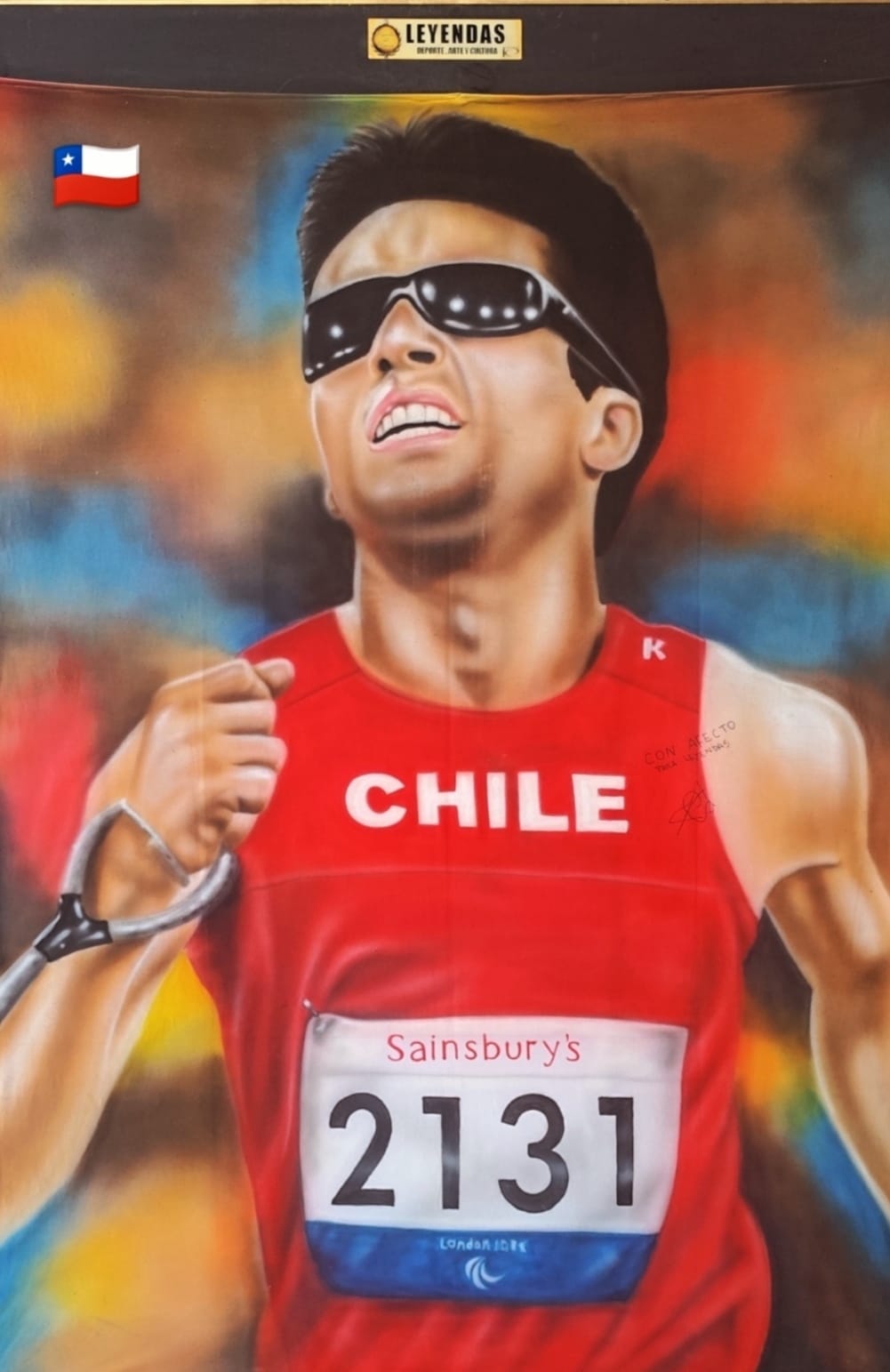 Pintura de Cristián Valenzuela, atleta paralímpico chileno campeón, parte de la exposición Leyendas del Deporte