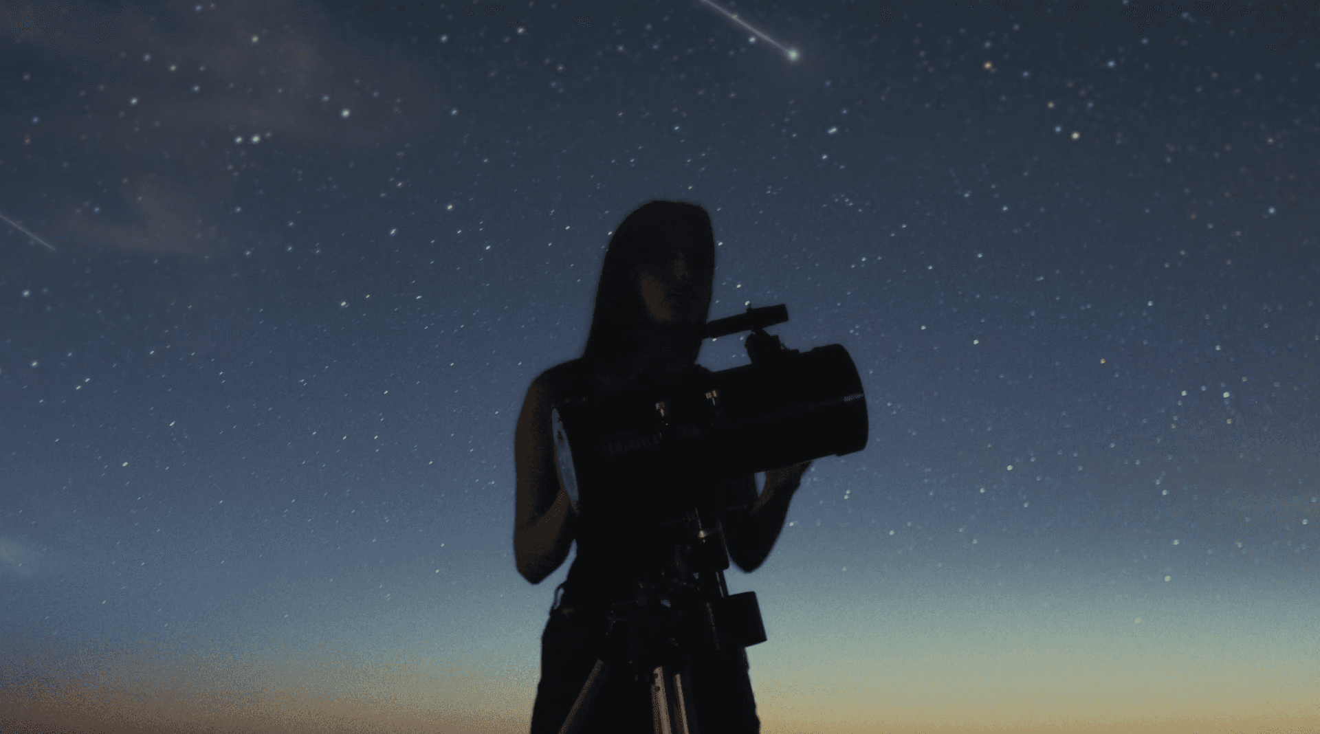 Mercedes-Benz G580 commercial