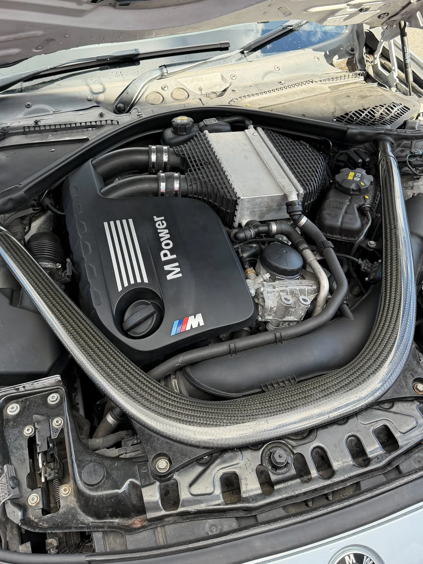 BMW M4 importée du Royaume-Uni, photo 10