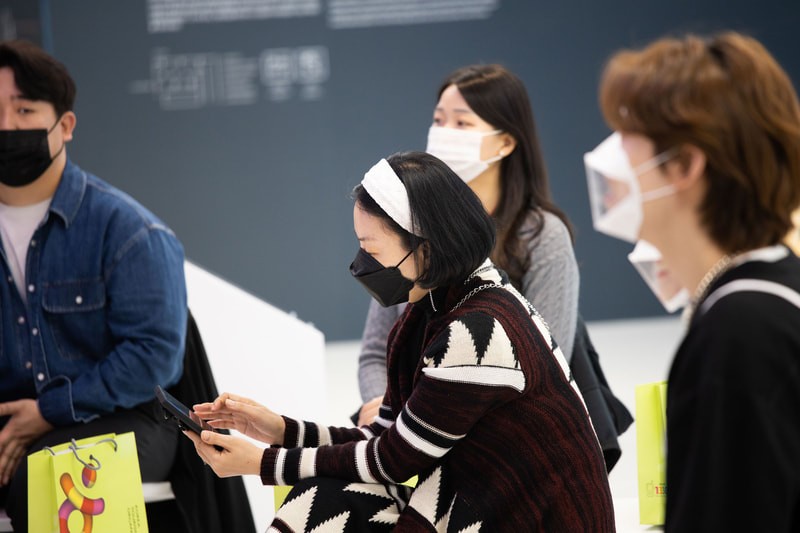 한국관광공사 서울센터 HiKR Ground: 3F HiKR Art Museum <놀이하는 인간>展 아티스트 토크