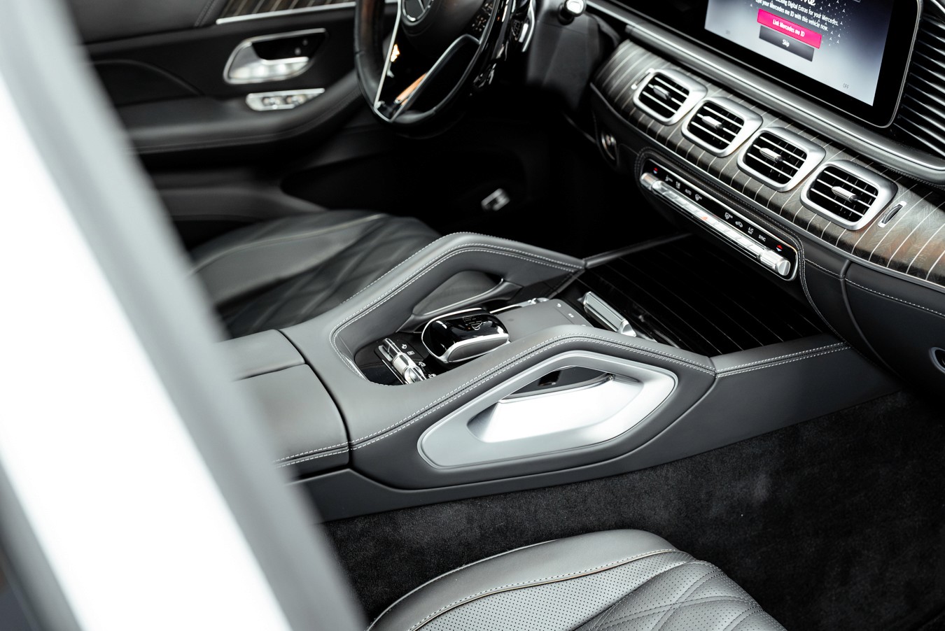 2026 Mercedes-Benz Maybach GLS 600 4MATIC, photo 51