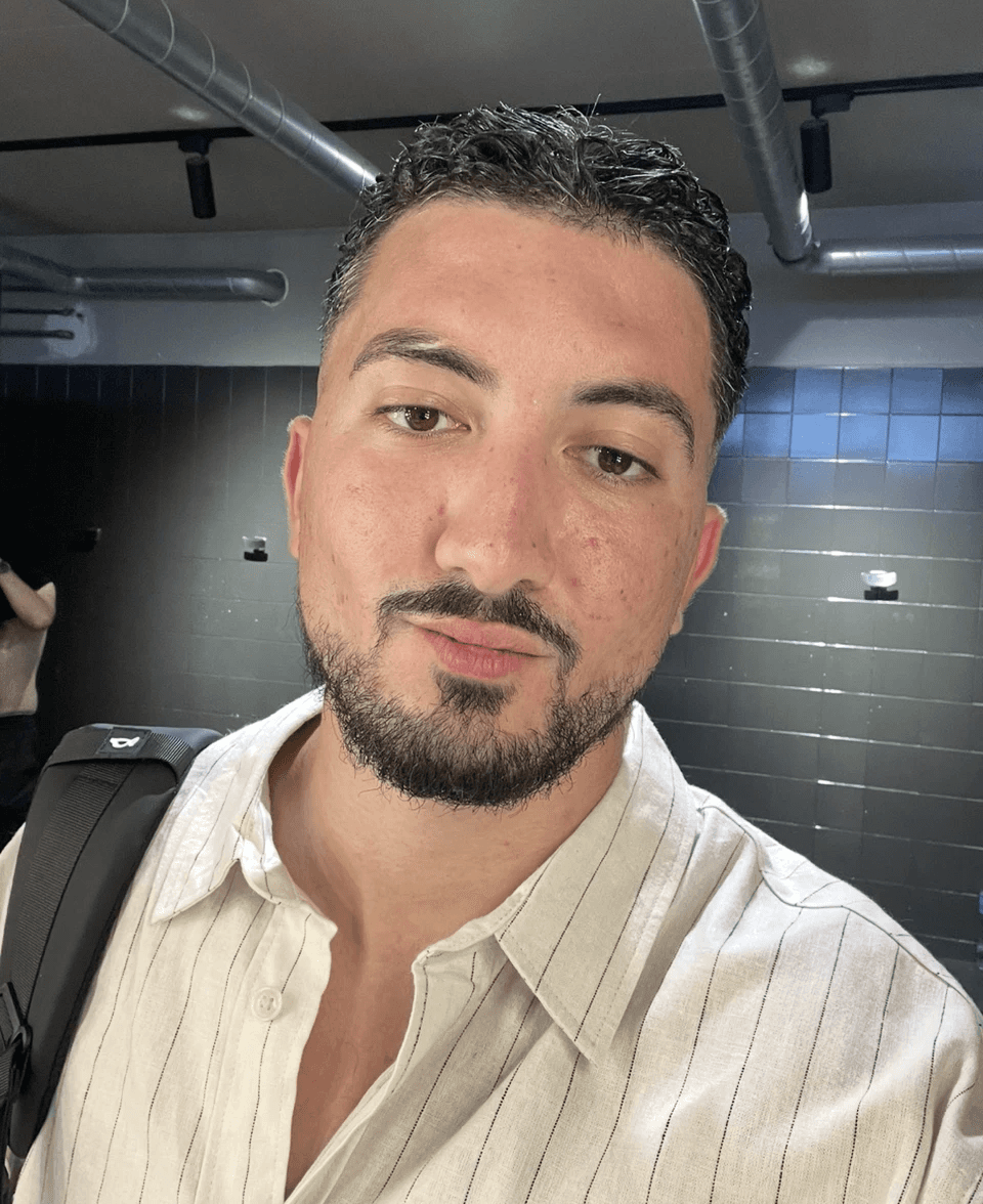 Simon - Velox Themes Customer