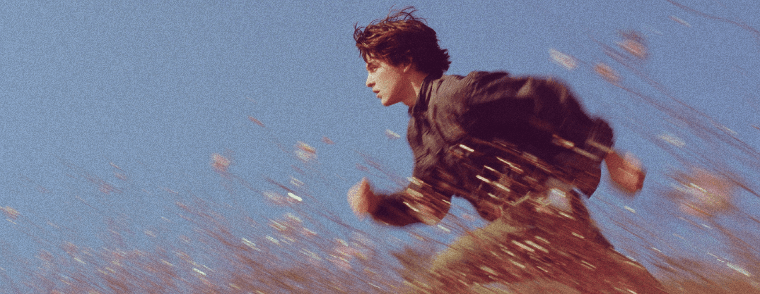 Woman aesthic photo with sunshine