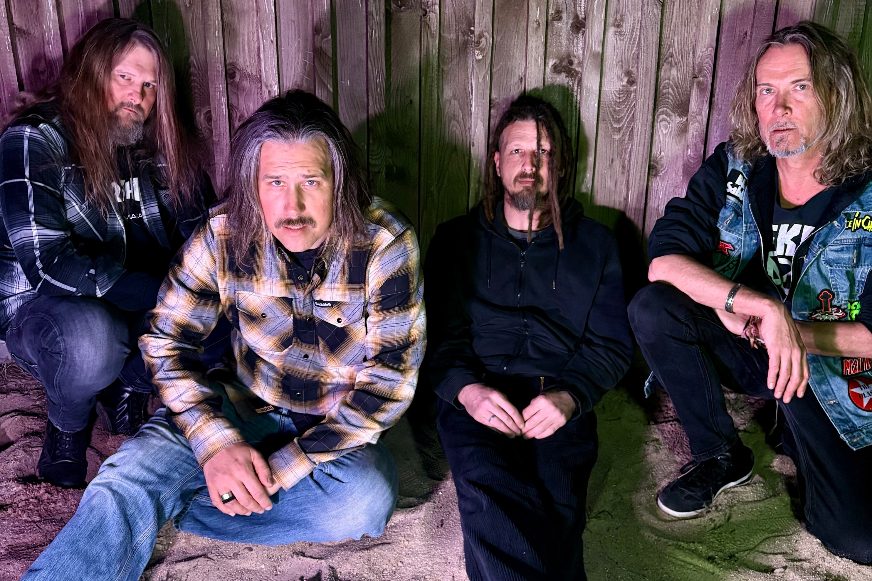  Photo by © Giant Haze promo