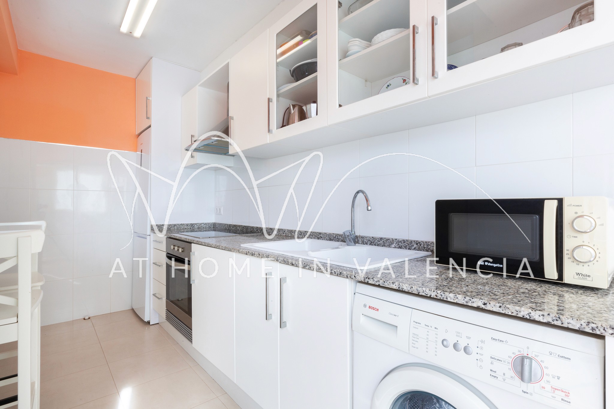 Apartment's kitchen photo