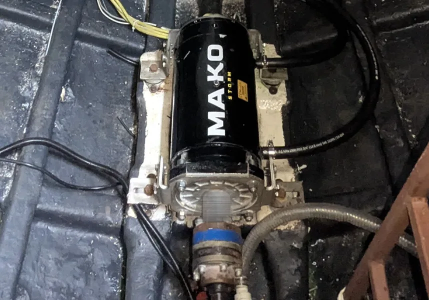 MAKO Storm 20 kW electric motor LRAJ GREEN