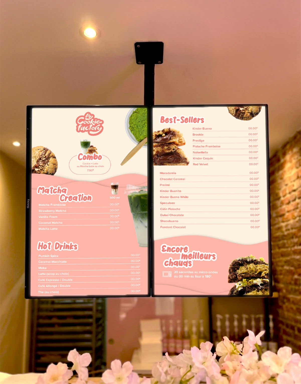 Maquettes graphiques des deux panneaux de menu board in-store avec typographie gourmande et palette rose poudré.