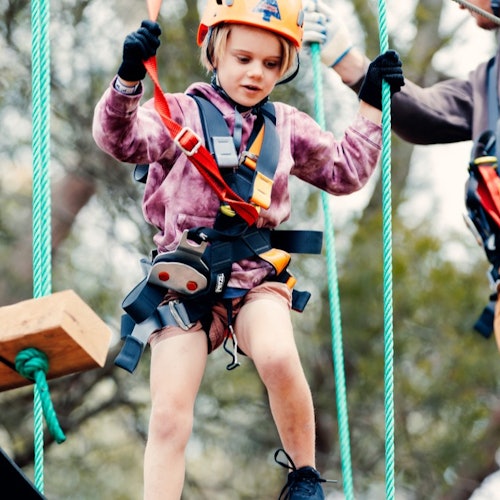 堅普拉樹梢冒險:堅普拉青少年繩索課程門票