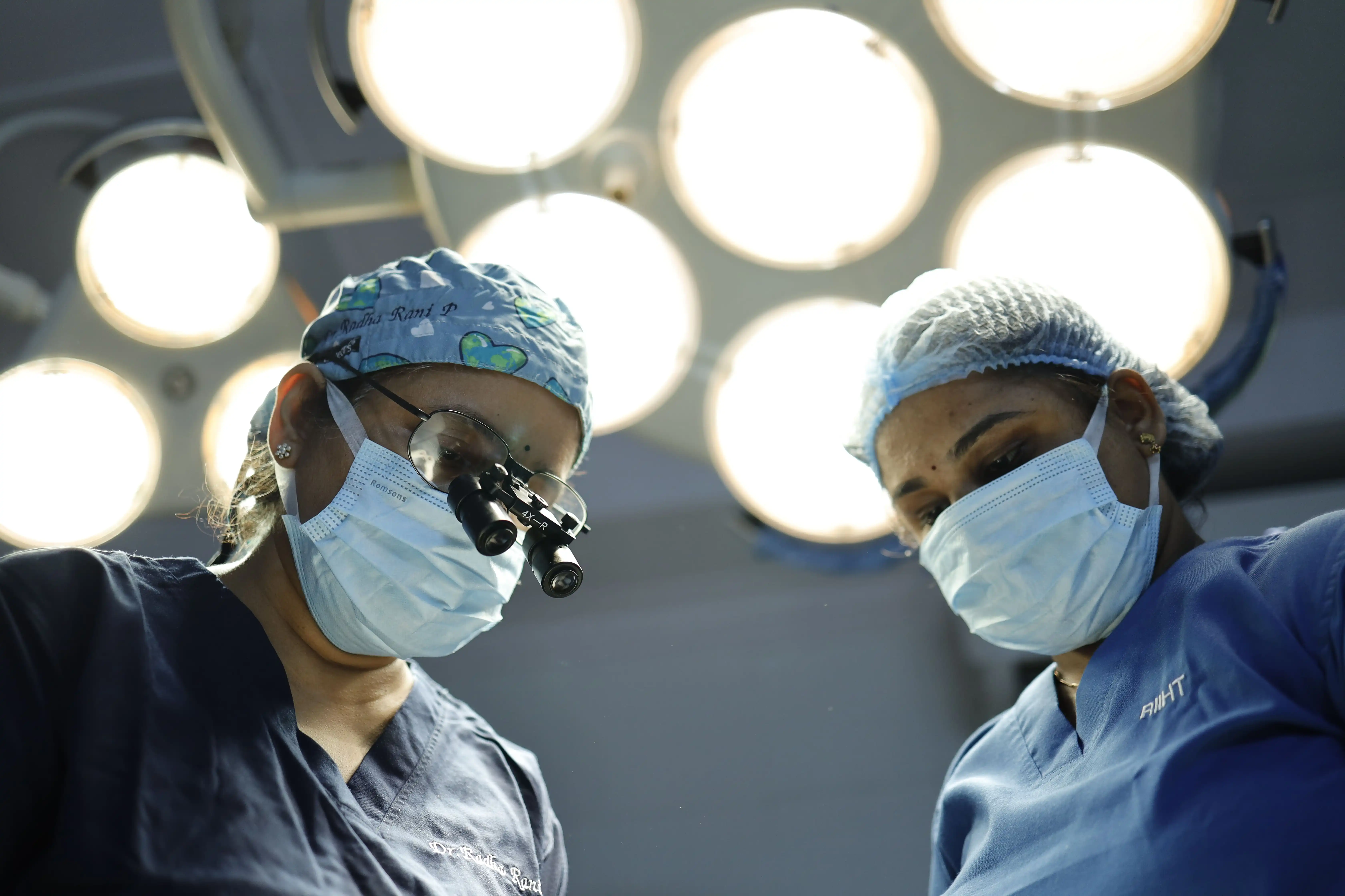 Best Hair Transplant Surgeon In India, First Hair Transplant Surgeon In India Dr Radha Rani