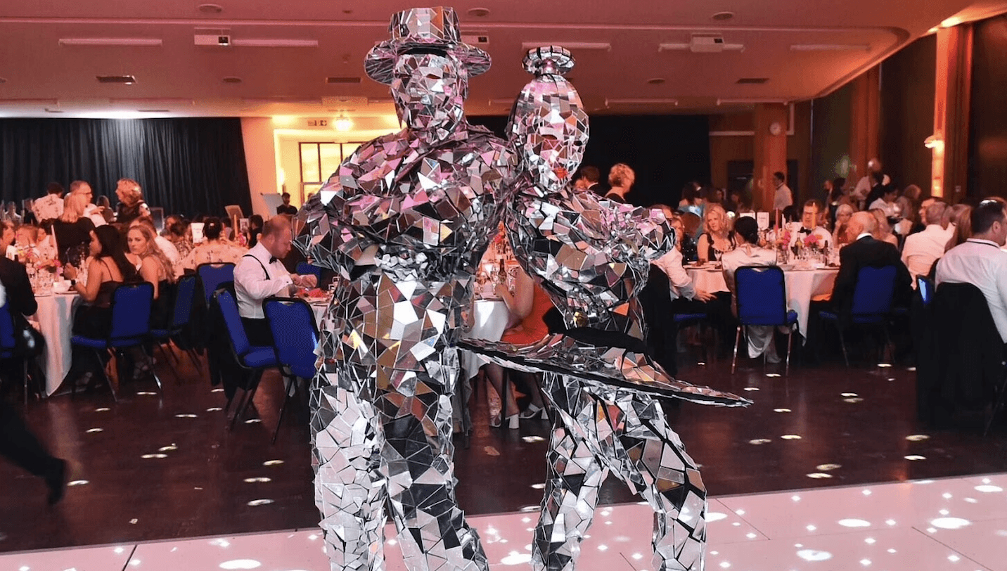 Mirrorcouple