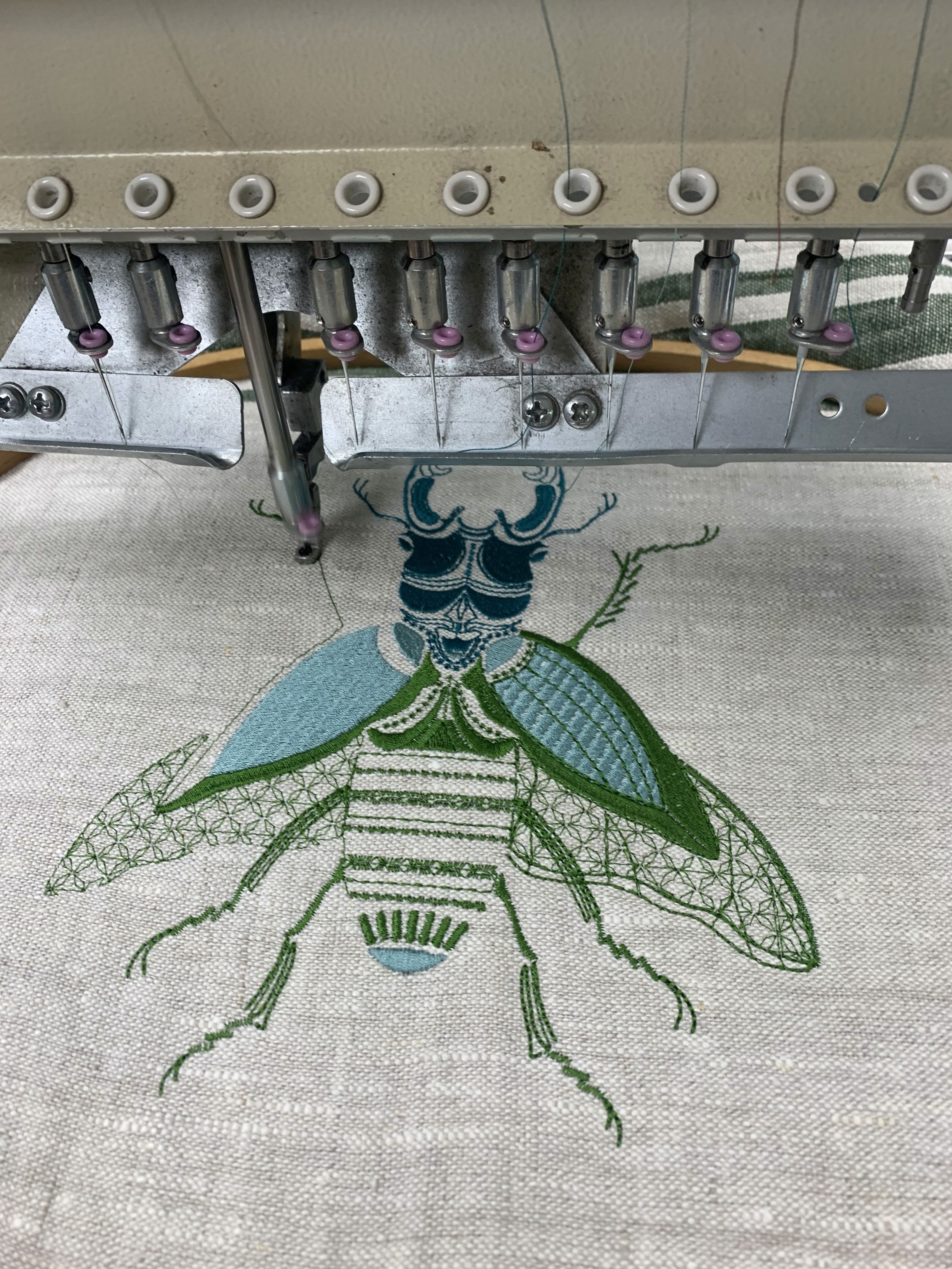 Stickmaschine, Leinen Stickerei 