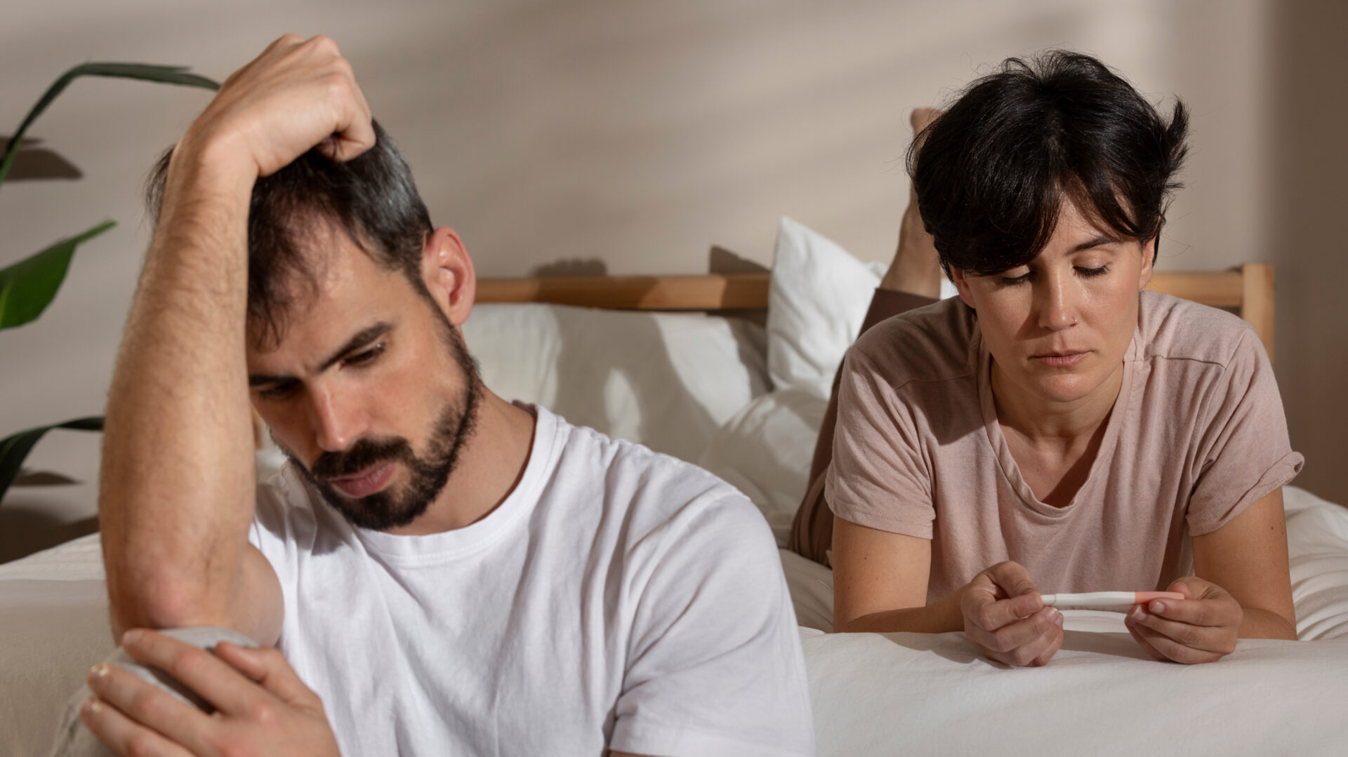 Does poor sleep impact fertility in men and women?