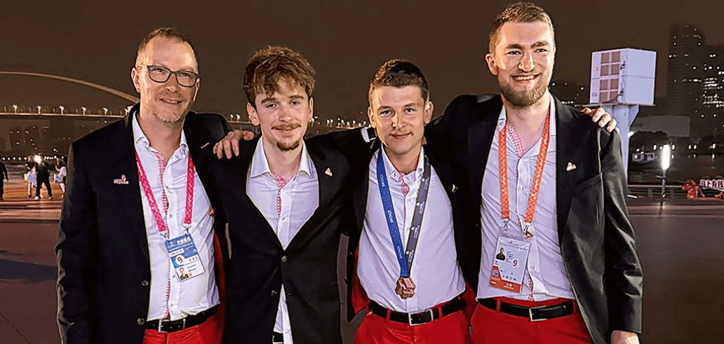 Die Schreinerteilnehmer an den WorldSkills 2026