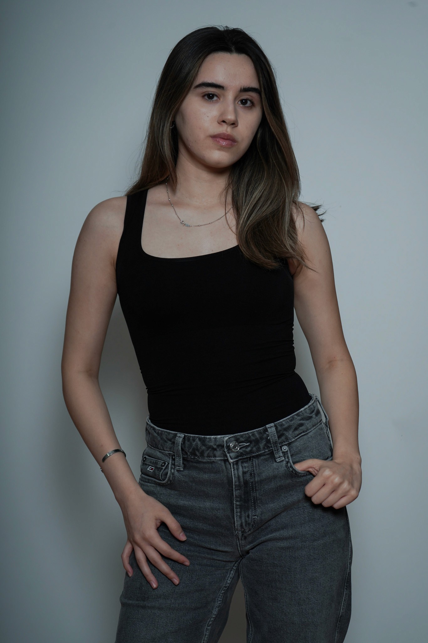 Jimena Almaraz — 5