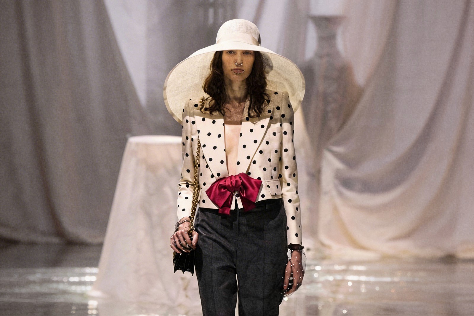 Why We Chose the Name Veon: Story Behind Brand