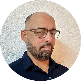 Profile image of the designer.