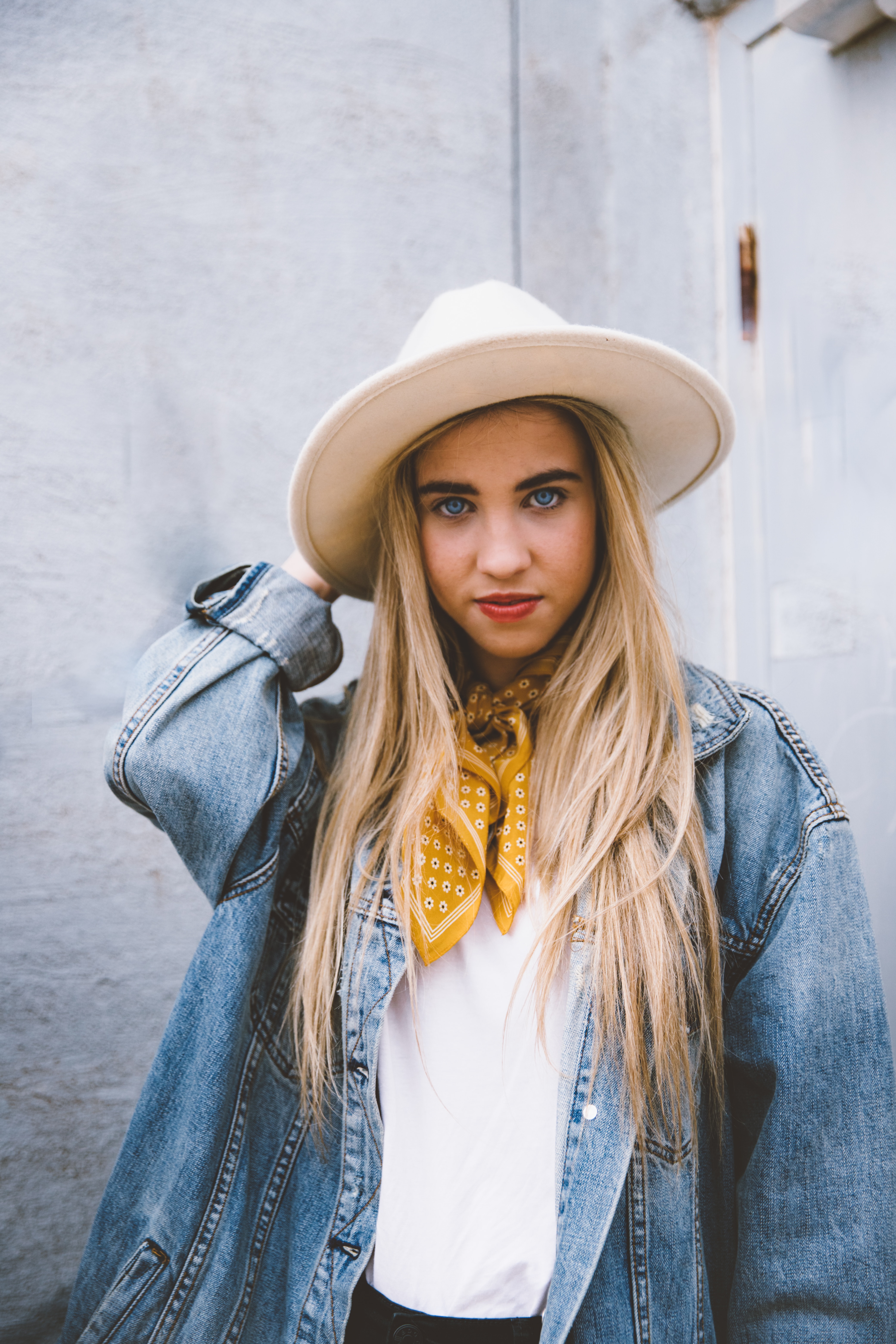 Woman wearing a hat