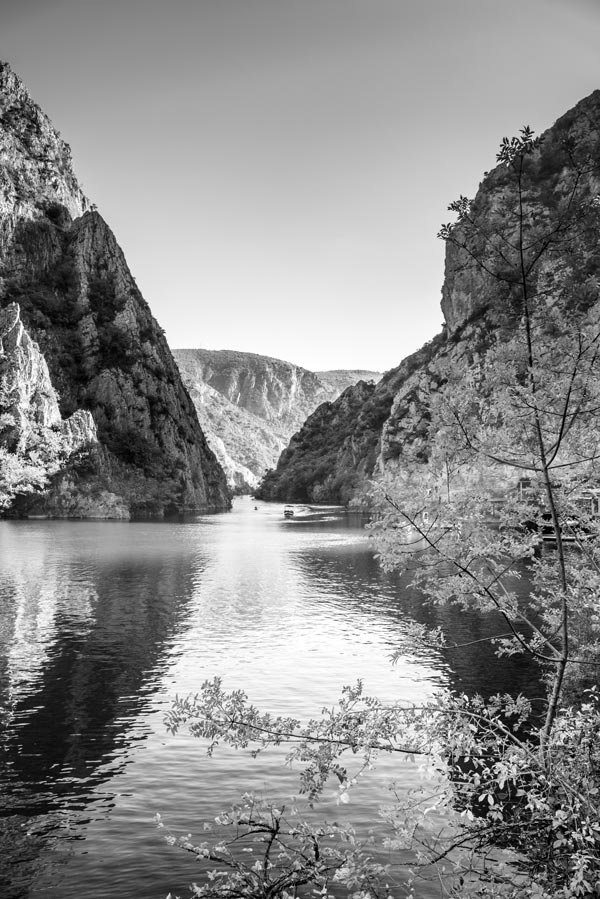 Executive charter flights Skopje - Lake Ohrid access and ski resorts