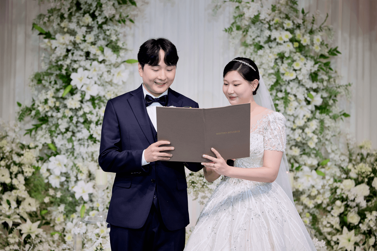 신도림 웨스턴베니비스 본식스냅 촬영 후기 | 디어데이스냅이 전하는 데이터형 상품 추가금 확인 가이드