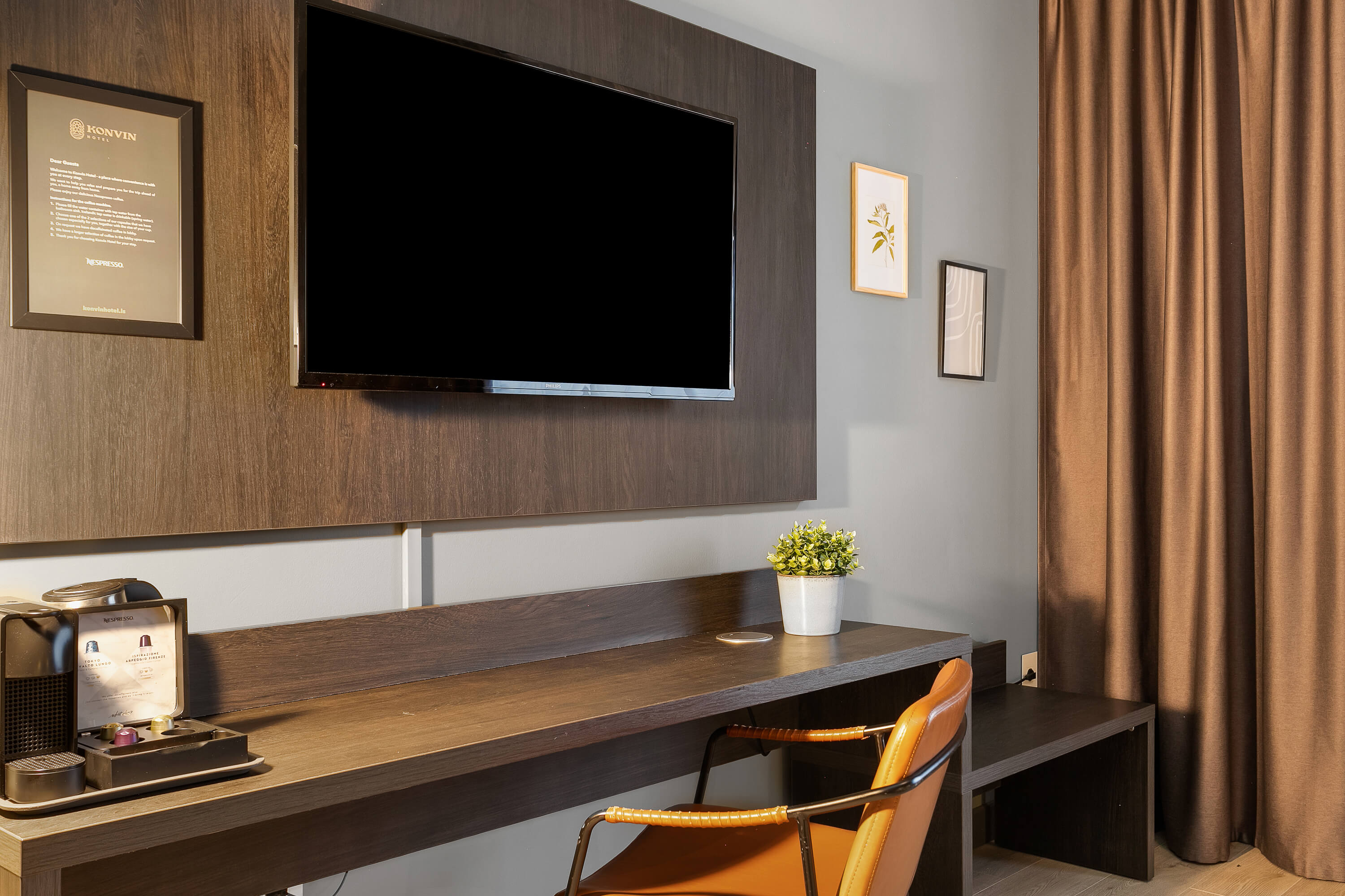 Þriggja manna herbergi Konvin Hotel