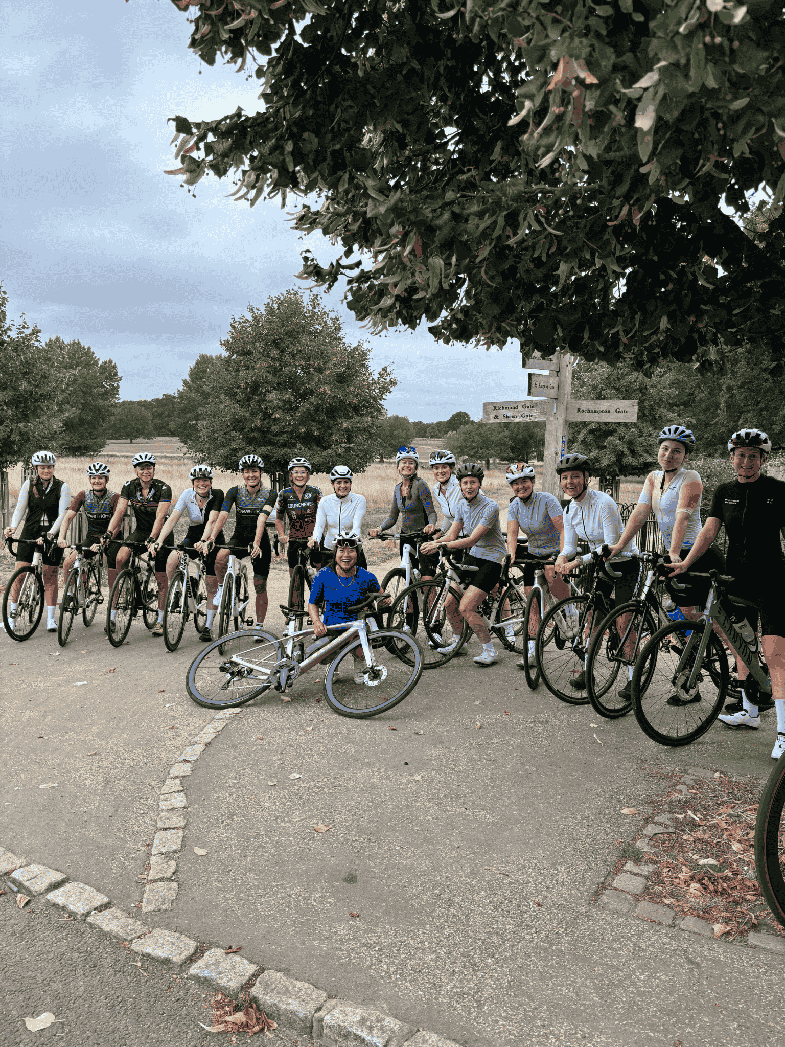 LUCA Women's Richmond Park Laps