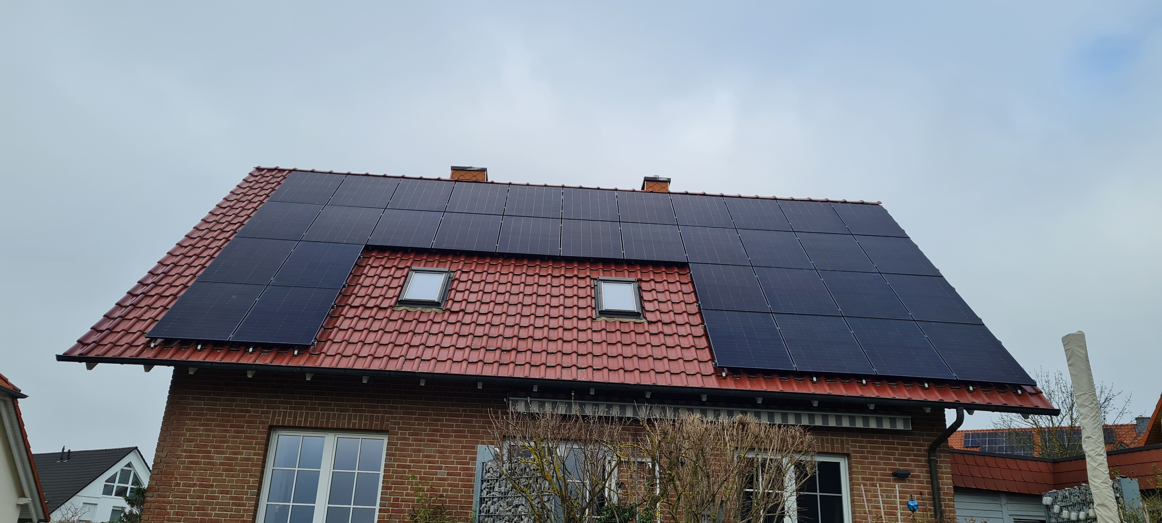 Dach mit PV-Anlage in Göttingen