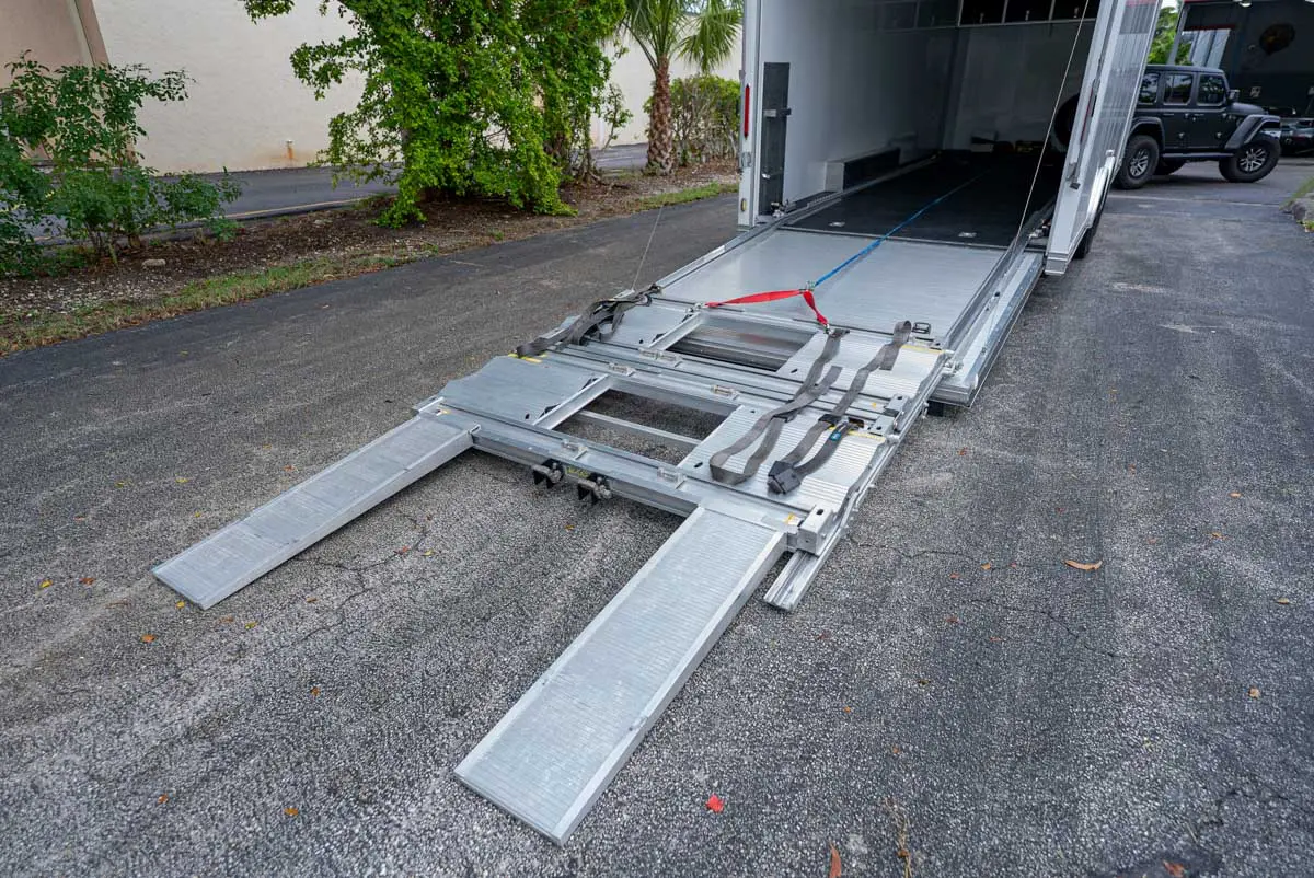 2020 InTech 24′ Trailer with Rail Ryder photo 5