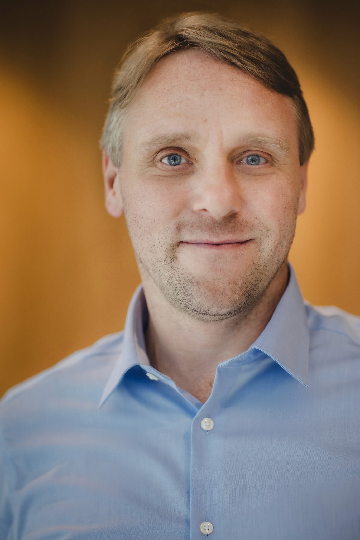 Image of Lou Alicegary