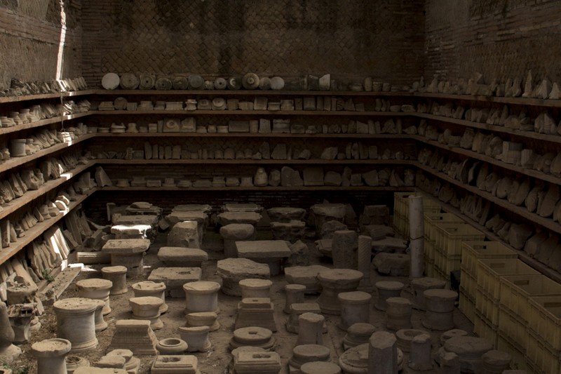 a space filled with historical monuments