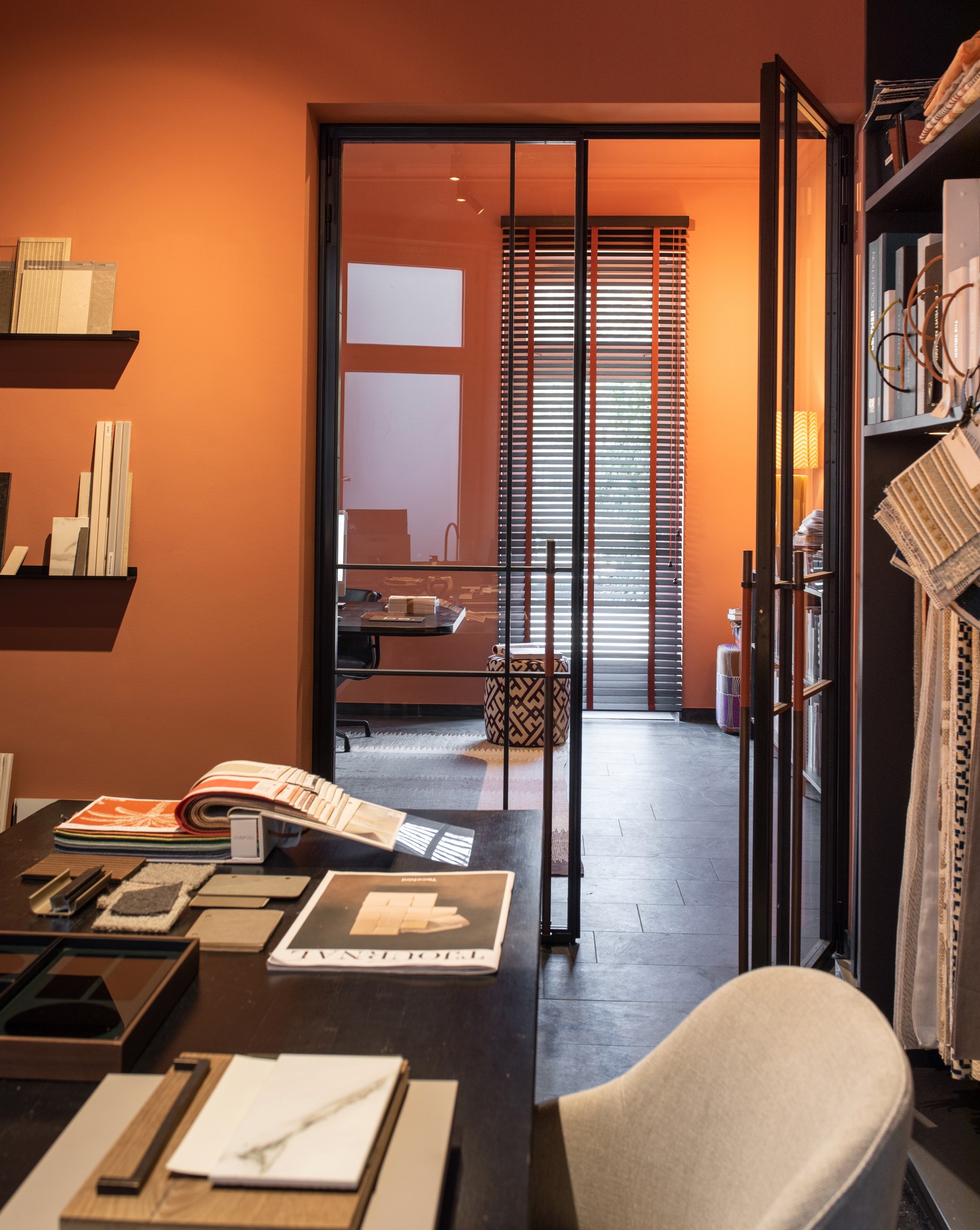 be. INTERIOR STUDIO | GALERIE | Studio Arbeitsplatz