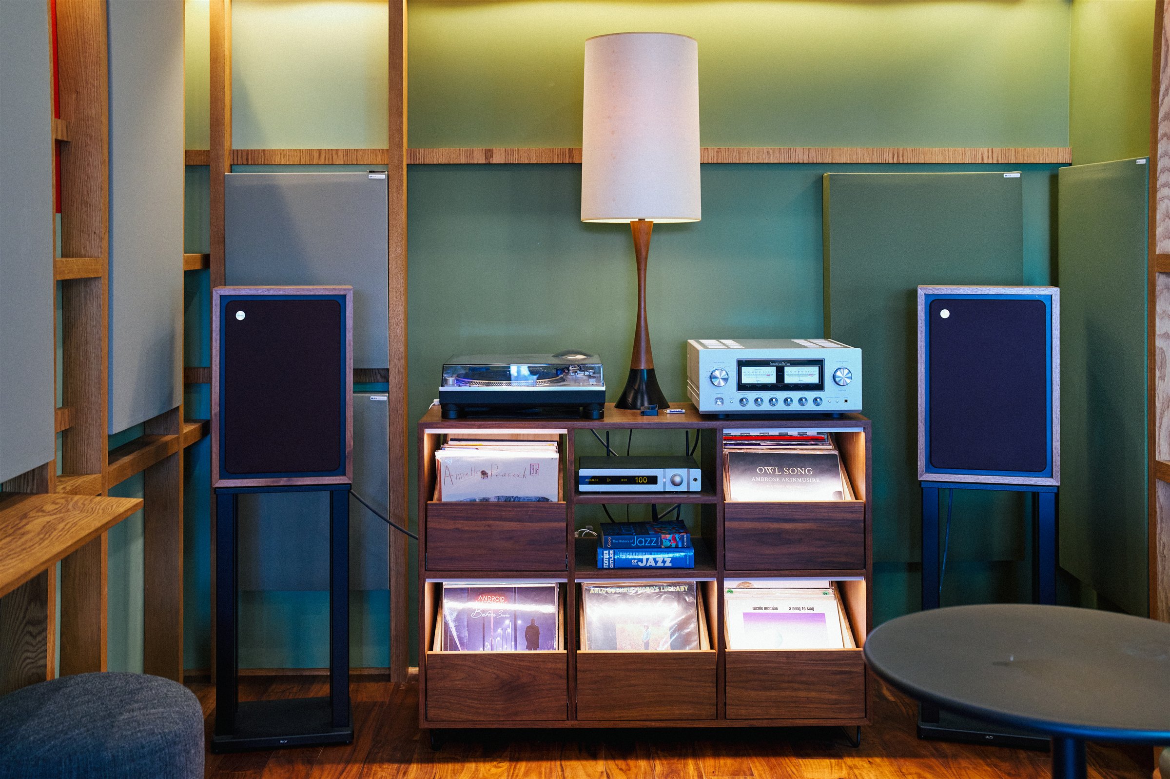 Dedo Coffee listening cabinet with records, turntable, amplifier and paired speakers