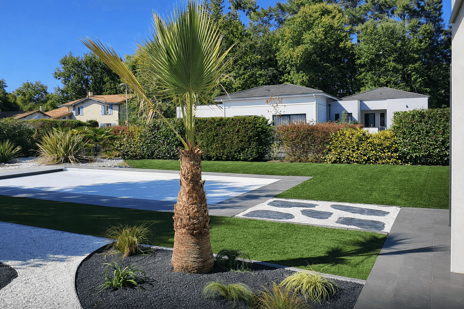 ammenagement et gazon synthetique