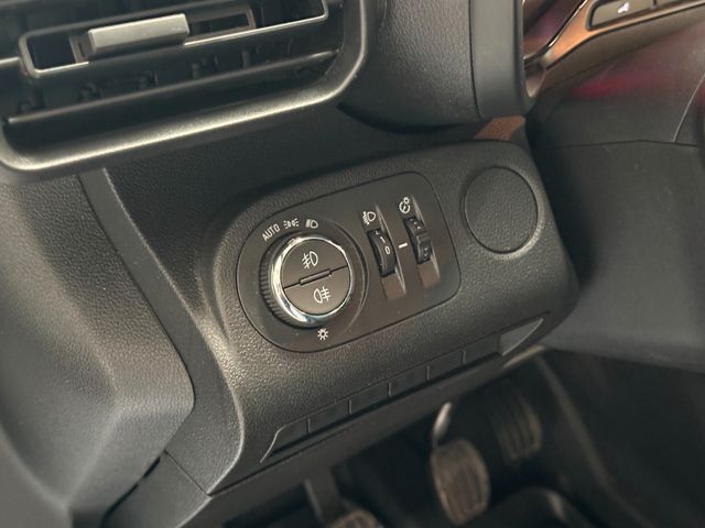 OPEL Combo Life 2021 WHITE Gebrauchtwagen - Galeriebild 15