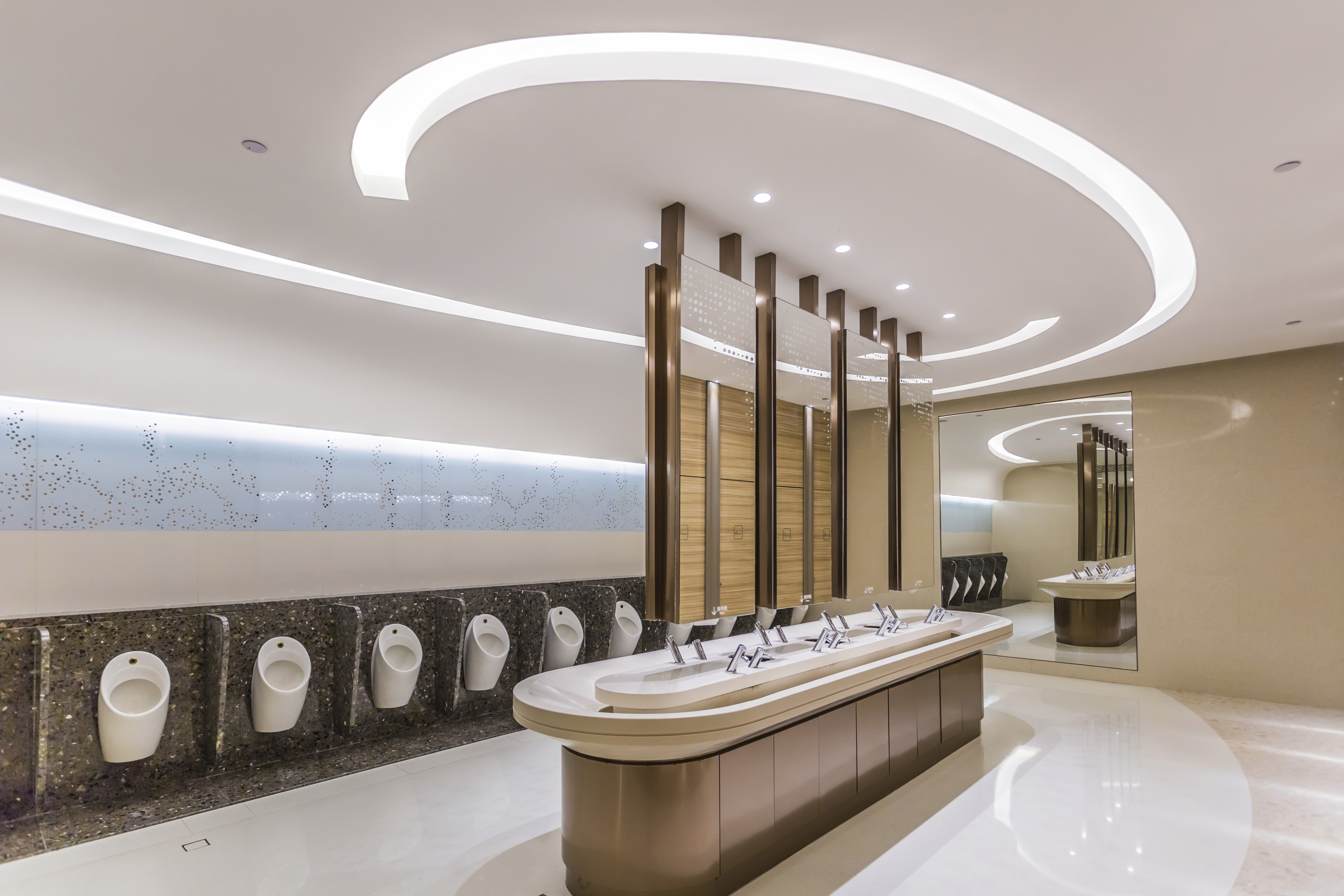 BW Design Centre 是一支擁有16年豐富經驗的專業設計團隊，我們專注於社區設計，致力打造更好社區環境。我們的服務涵蓋多個領域，包括醫療安老、教育空間、NGO非牟利組織、藝術設計、宗教團體、社區美化，以及環保ESG項目。我們透過專業工程和設計方案，從初步概念到完整執行，提供一站式服務，幫助客戶提升品牌形象，實現空間轉型，優化您的社區空間！無論是改善社區設施或推動可持續發展，我們都以創新和實用為本，確保每個項目都帶來實質價值。