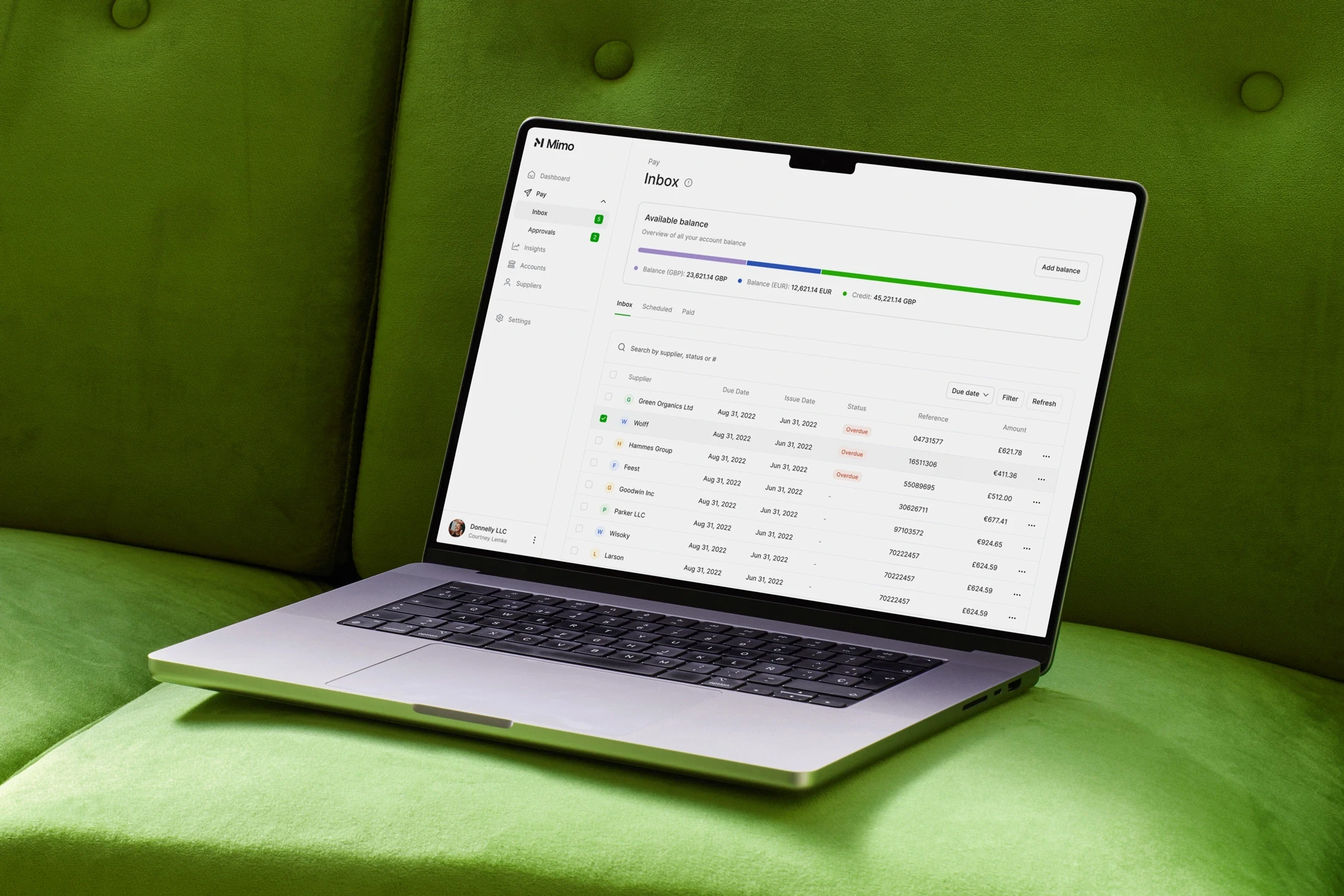 Payments & payroll in one click