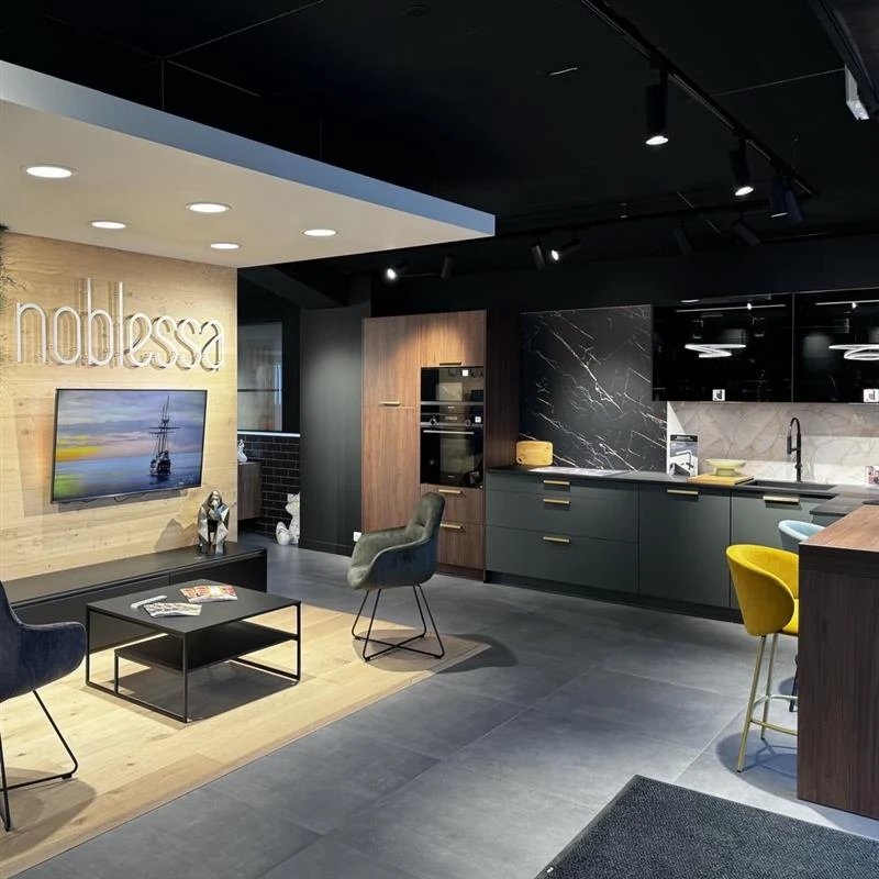 showroom noblessa, présentation d'une cuisine