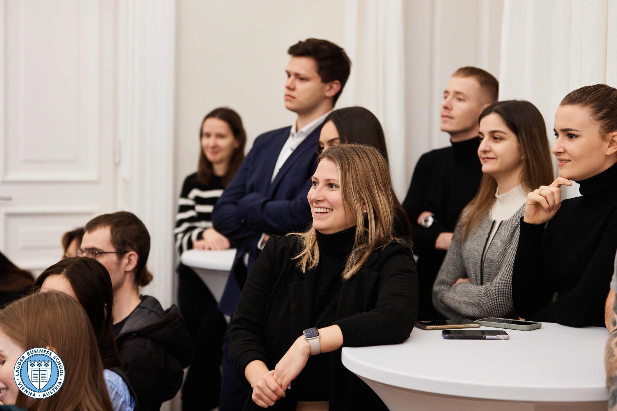 LBS students listening to entrepreneur Ben Ruschin 
