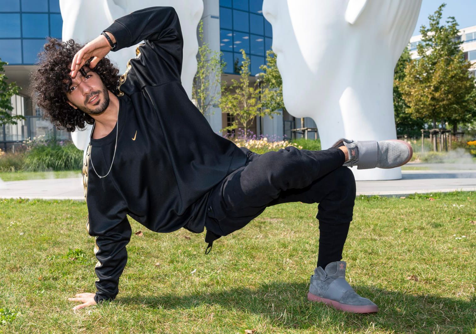 The image featured at the top of the about us page #1