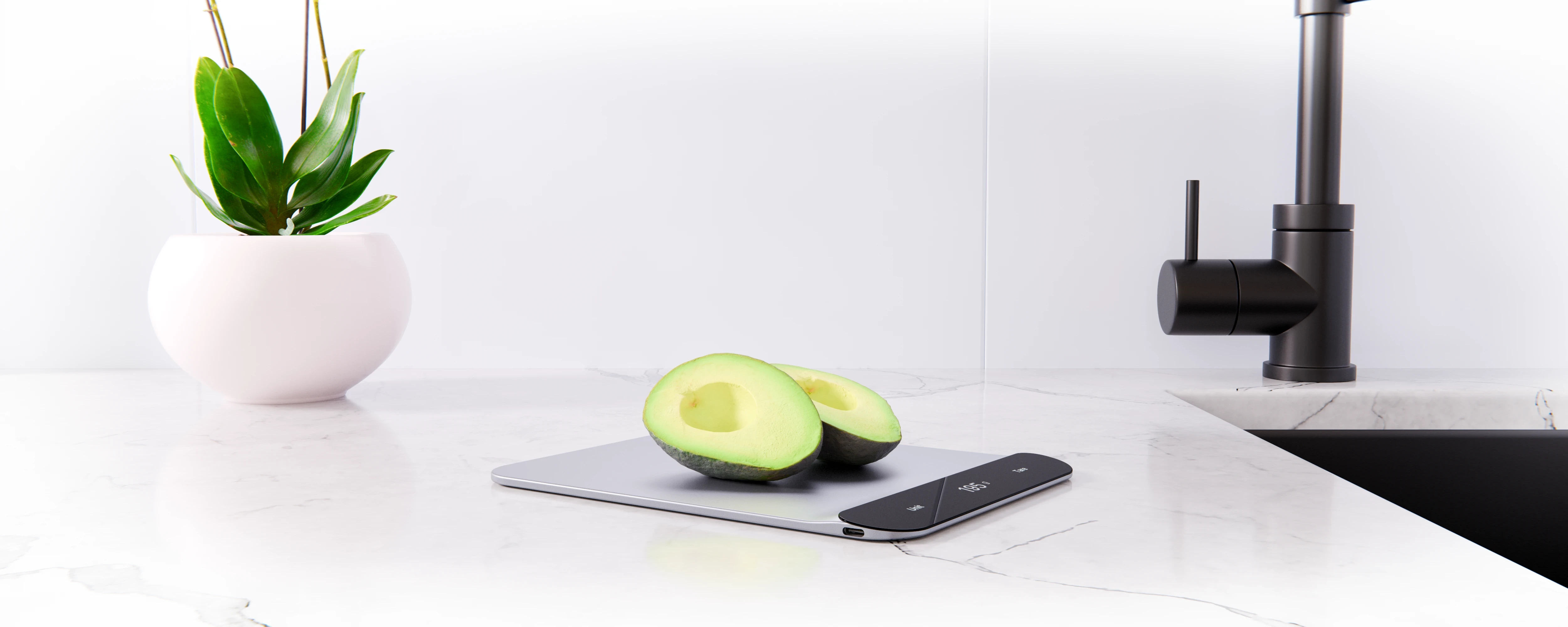 Coti food scale with Coti app
