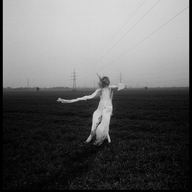 Cover singlu CO TI BRÁNÍ od Iussi