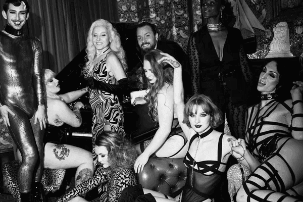 Image Credit: @plesjour