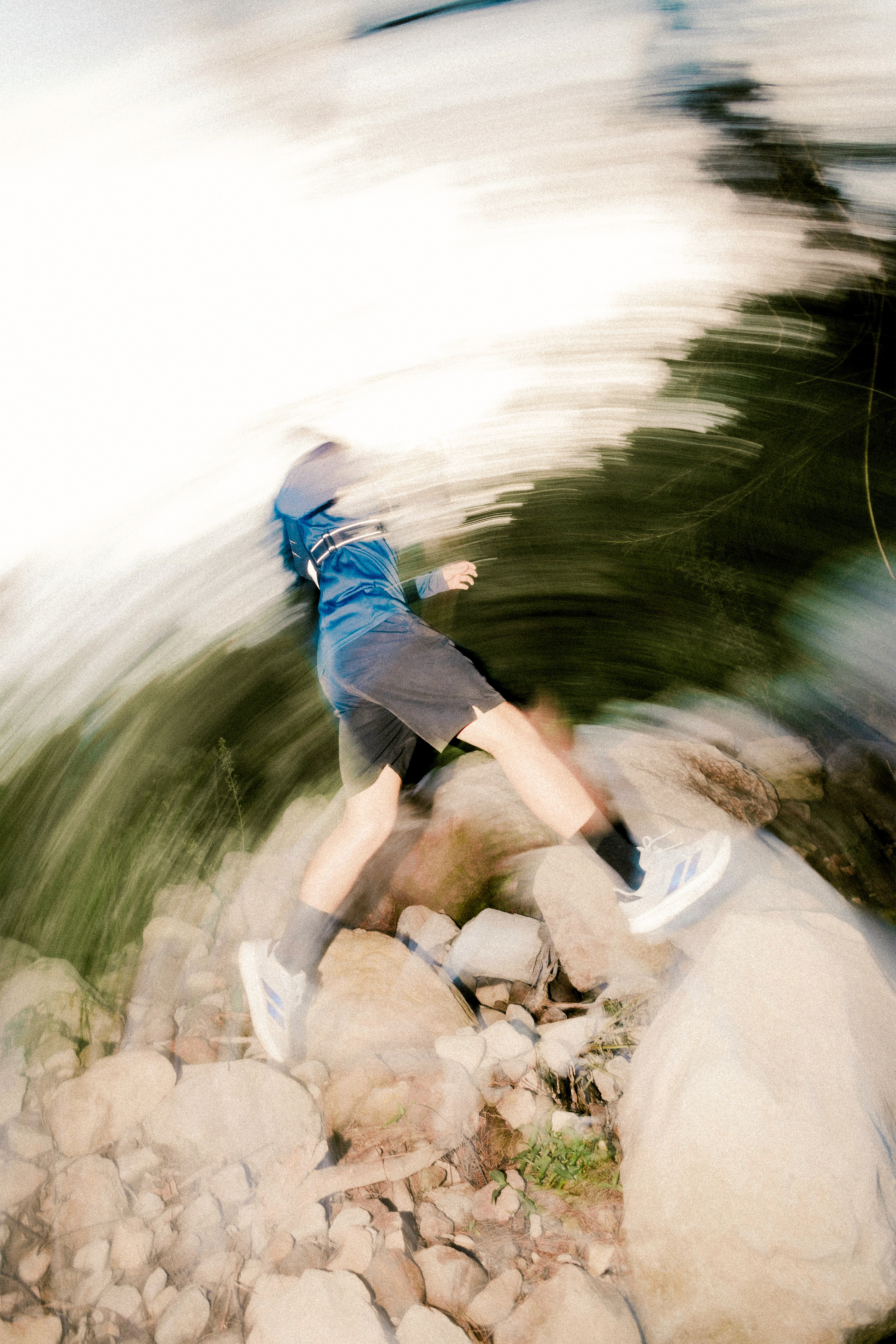 Winter fashion portrait with sunglasses