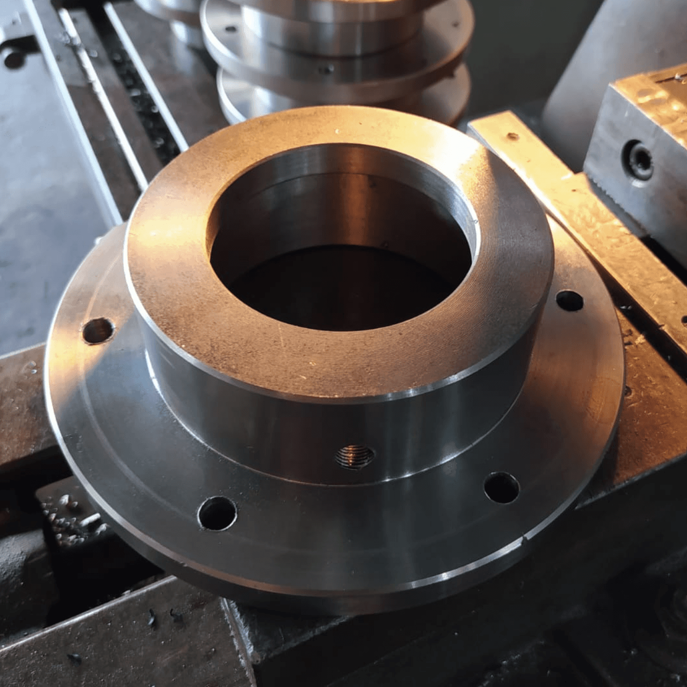 Peça usinada no torno em Jardim Limoeiro Serra