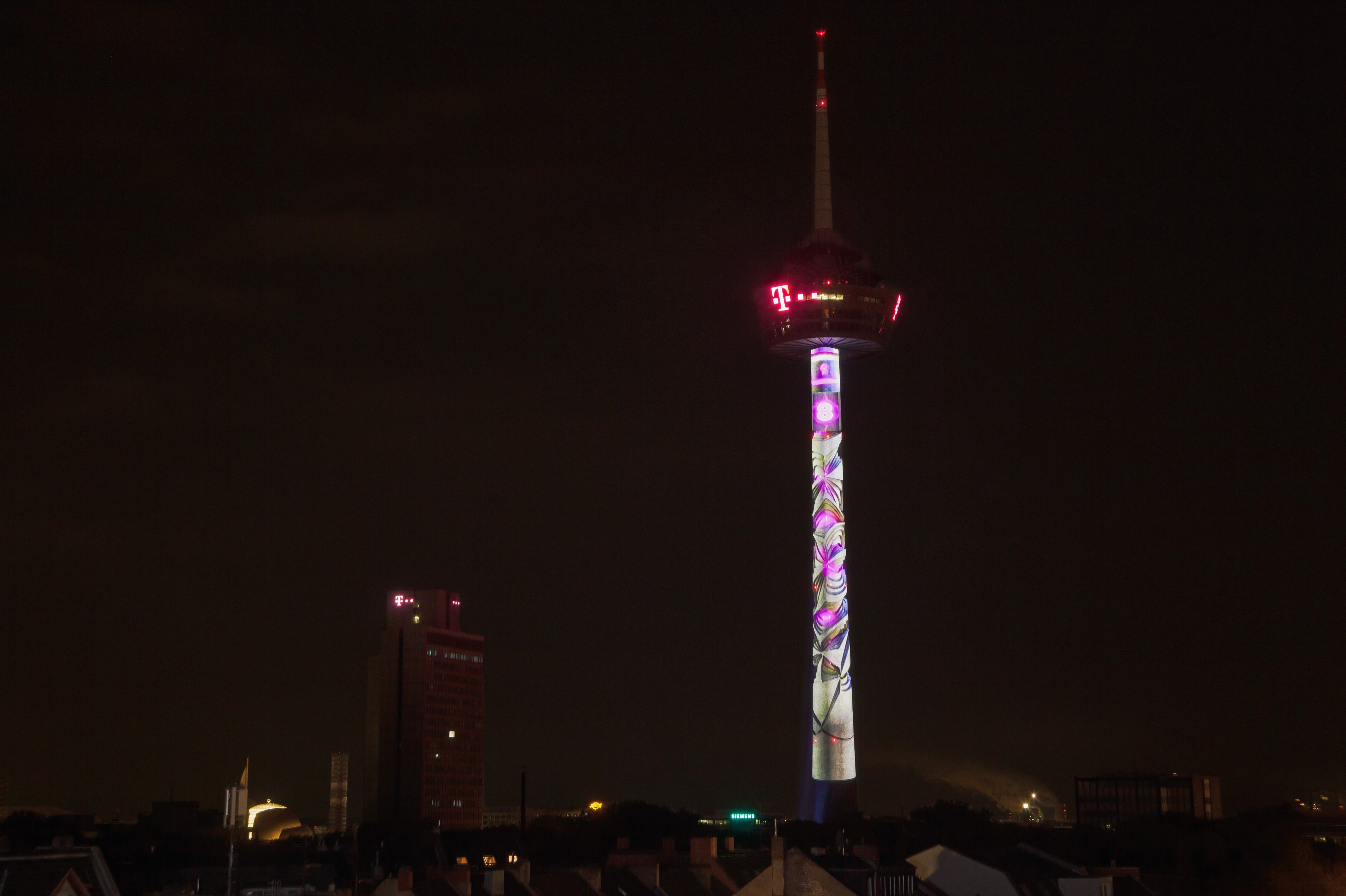 Interactive augmented architecture projection mapping