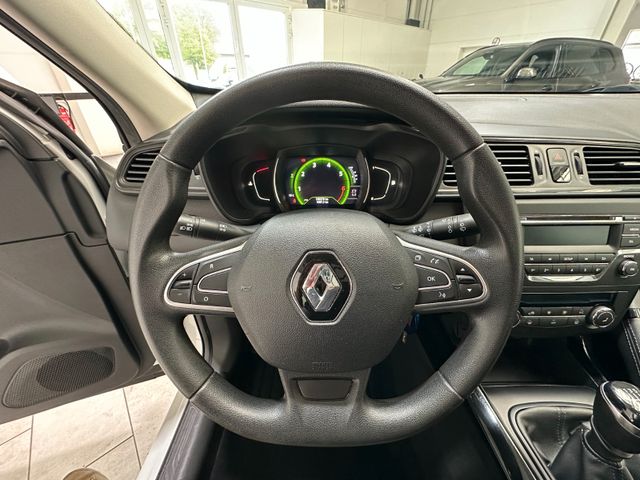 RENAULT Kadjar 2018 WHITE Gebrauchtwagen - Galeriebild 9