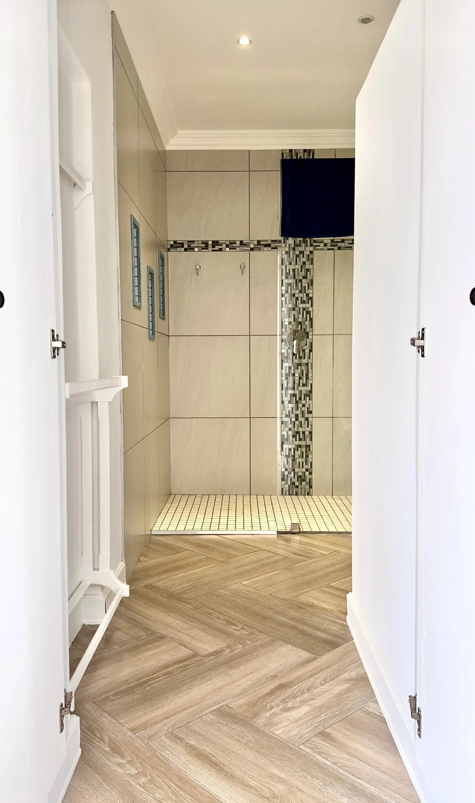 The bathroom entrance in our 3-Way View room